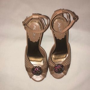 Tan Aldo wedges